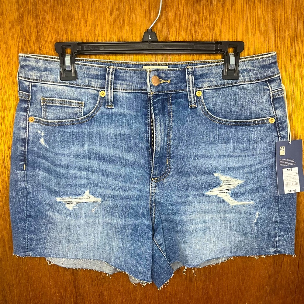 NWT Universal Threads Co Jean Shorts SZ 12/31